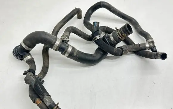 Volvo V70 Engine coolant pipe/hose 31368856 207534