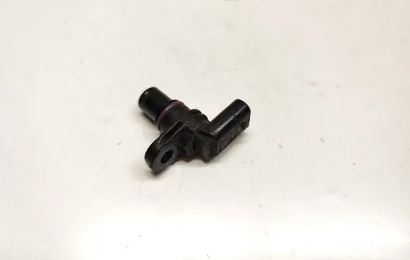 Audi Q7 4M Camshaft speed sensor 04C907601