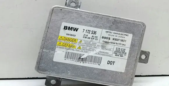 BMW 3 E90 E91 Headlight ballast module Xenon 7172536
