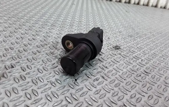KIA Sorento Camshaft position sensor 393504A000