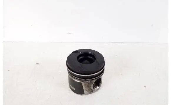 Toyota Aygo AB10 Piston with connecting rod SU00100537