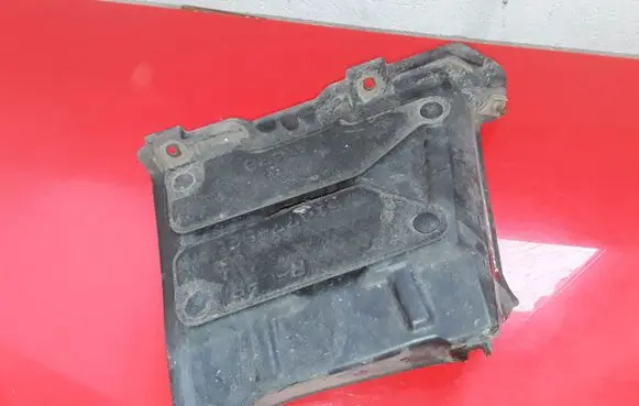 Toyota Verso-S Other under body part 5144152260