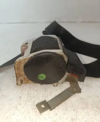Ford Escort Front seatbelt 69687