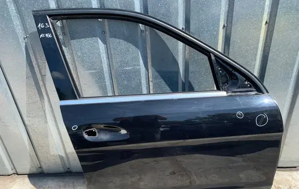 Mercedes-Benz ML W166 Front door