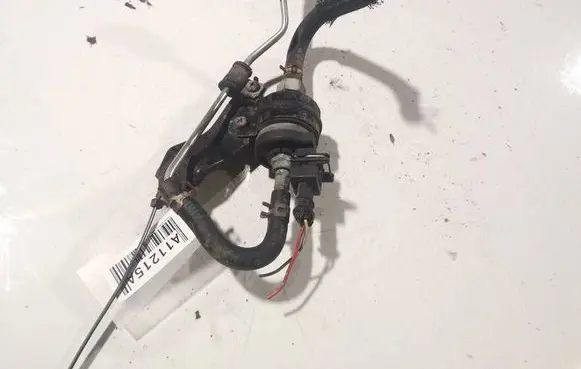 Toyota Corolla E120 E130 Valve vacuum 