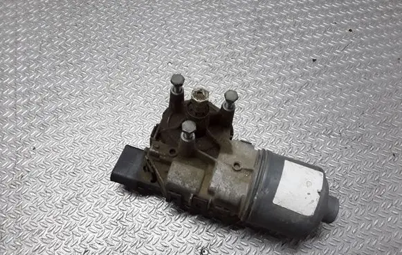 Volkswagen Golf IV Wiper motor 1J1955113B