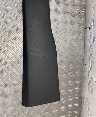 (B) pillar trim (bottom)
