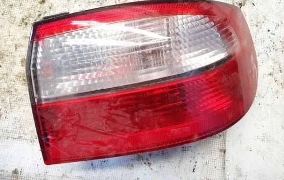 Renault Laguna II Rear/tail lights 8200002474 valeo2345