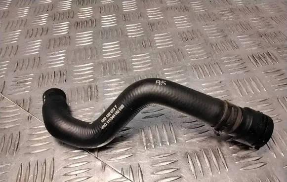Volkswagen PASSAT B6 Engine coolant pipe/hose 1K0122073T A111344