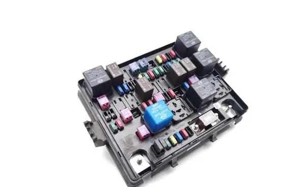 SsangYong Korando Fuse module 140927-0209 1409270209 84410-06020