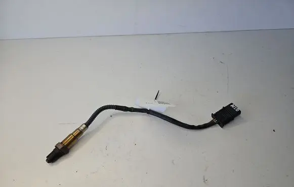 BMW 4 F36 Gran coupe Lambda probe sensor 7589121