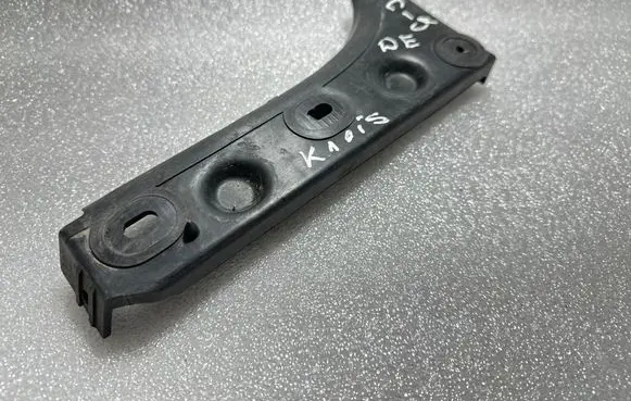 Audi A6 S6 C5 4B Front bumper mounting bracket 4B0807283B
