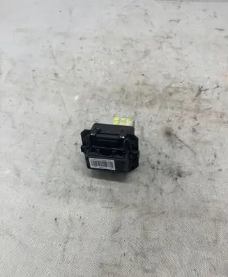 Renault Clio IV Heater blower motor/fan resistor T1017845R