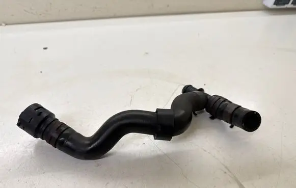 Volkswagen Transporter - Caravelle T5 Engine coolant pipe/hose EK3000248 7E0121073M