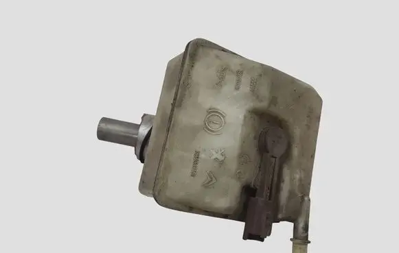 Citroen Berlingo Master brake cylinder 9654002180 32069013