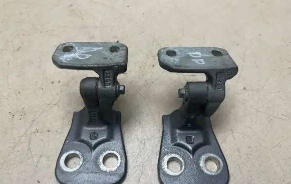 Front door hinge set