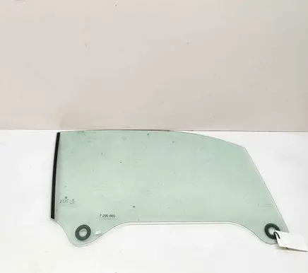 BMW i3 Front door window glass four-door 7290860