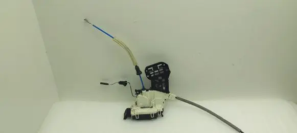 Mercedes-Benz A W176 Rear door lock A2047302835