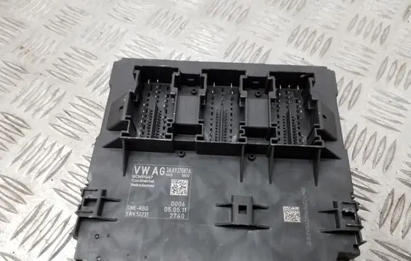 Volkswagen PASSAT B7 Comfort/convenience module 3AA937087A