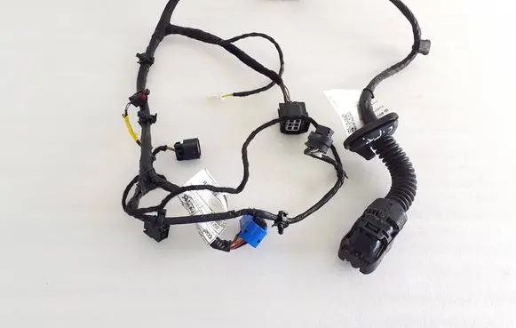 Maserati Levante Front door wiring loom 06700333450