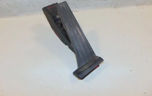 BMW X5 E53 Accelerator throttle pedal 35426786281 35426772705 35406762480