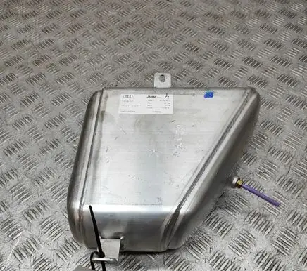 Audi Q7 4M Air suspension tank/reservoir 4M0616203F