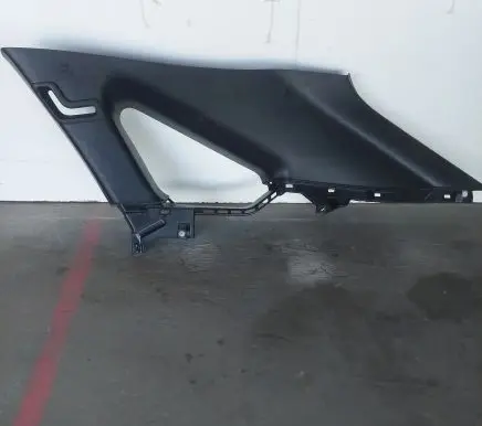 (D)pillar trim (top)