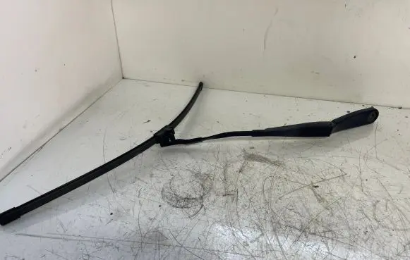 BMW X3 F25 Front wiper blade arm 7213271