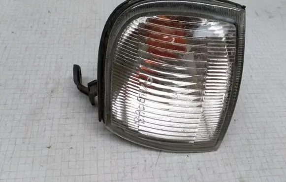 Suzuki Baleno EG Front indicator light 51835222 5183522B