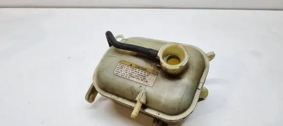 Hyundai i30 Coolant expansion tank/reservoir 254312H100