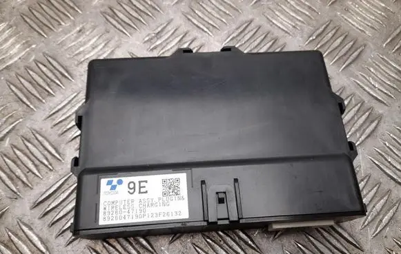 Toyota Prius (XV60) Wireless charging module 8926047190