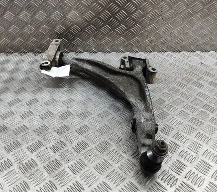Volvo XC90 Front lower control arm/wishbone 32381882