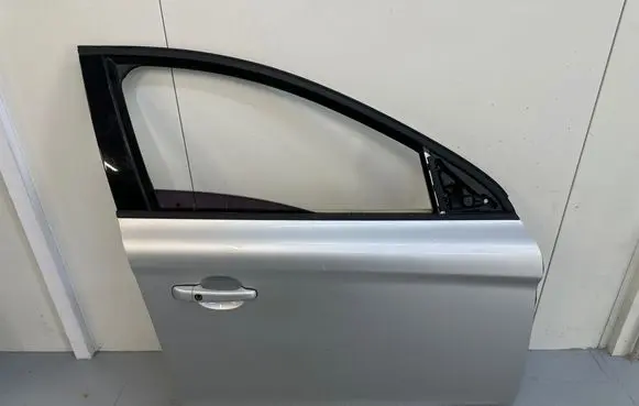 Volvo XC60 Front door