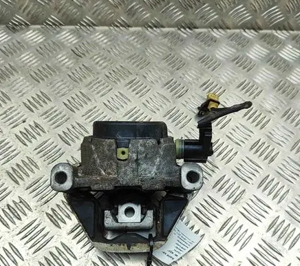 Audi A6 S6 C7 4G Engine mount bracket 4G0199381NE