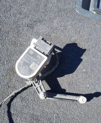 BMW 5 F10 F11 Headlight/headlamp level sensor 