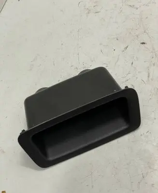 Maserati Levante Other trunk/boot trim element 670063585