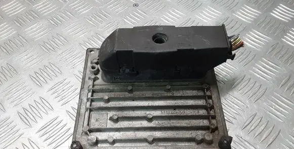 Ford Fiesta Engine control unit/module 6S6112A650FH S120977315H