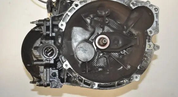 Peugeot 308 Manual 7 speed gearbox 20MB23