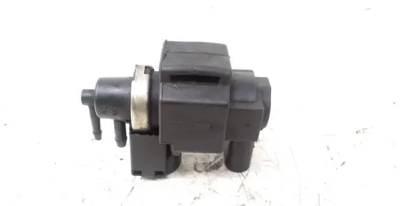 Volkswagen Phaeton Vacuum valve 059906629A