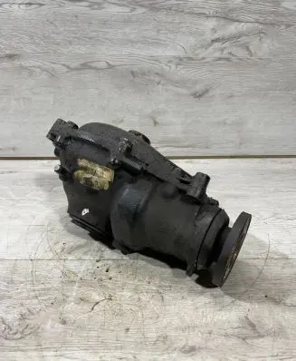 BMW X3 E83 Front differential 7523652 EAD75S 364