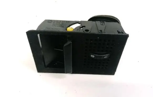 BMW 7 E65 E66 Dash center air vent grill 511670116121 51.16-7011612.1