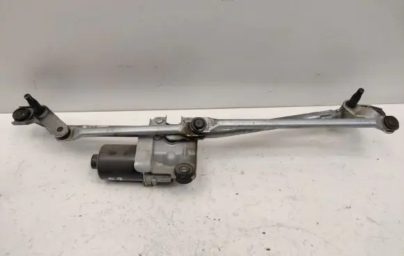 Ford Mustang VI Front wiper linkage and motor FR3B17500AC