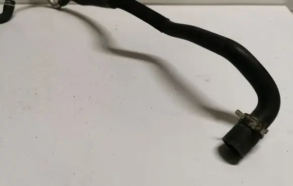 Mercedes-Benz GL X164 Engine coolant pipe/hose