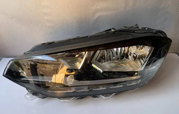 Volkswagen Golf Sportsvan Headlight/headlamp 517941005D 90111501 X5V10F205TWX
