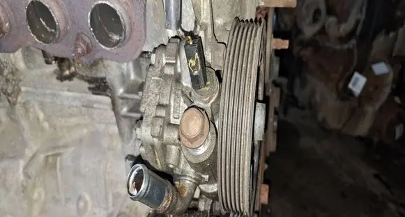 Mazda 3 I Power steering pump 