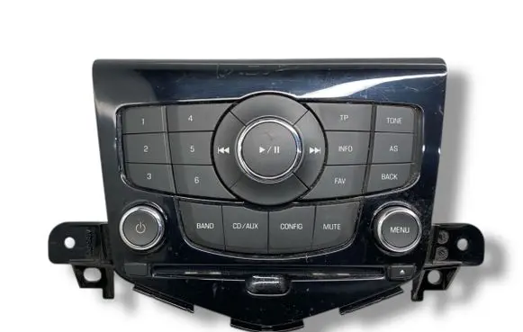 Head unit multimedia control