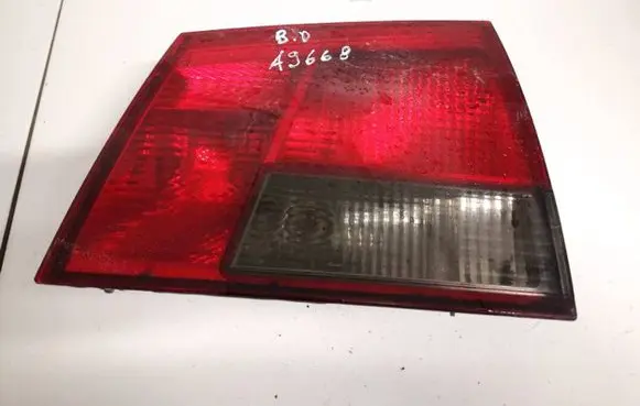 Opel Vectra C Tailgate rear/tail lights 13184025 443504