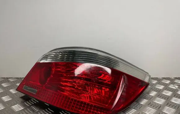 BMW 5 E60 E61 Rear/tail lights 7165738