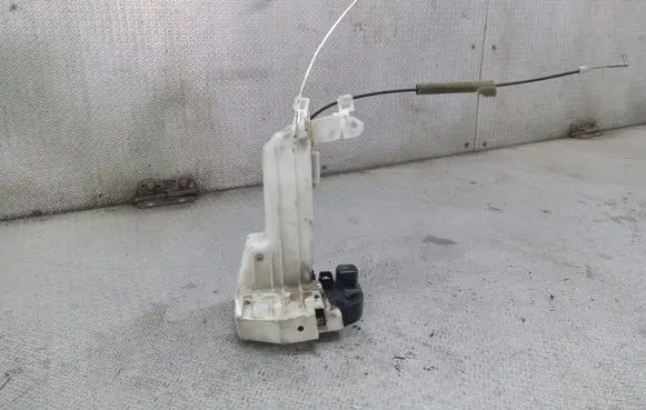 Chrysler Pacifica Front door lock
