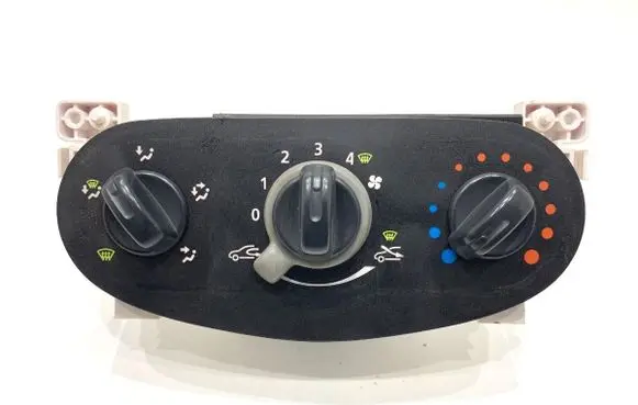 Dacia Sandero Interior fan control switch N106277P